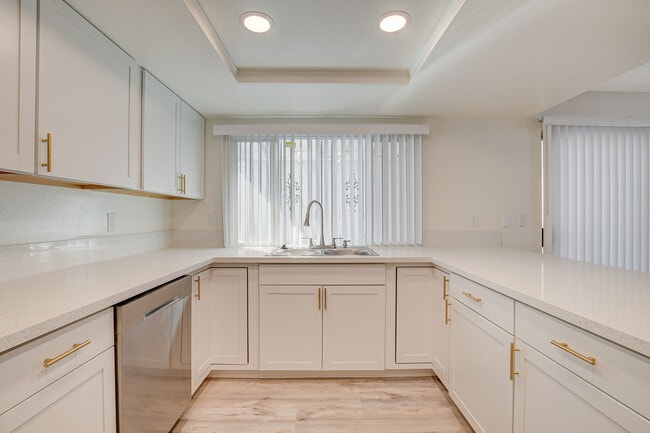 Building Photo - 2809 Northam St