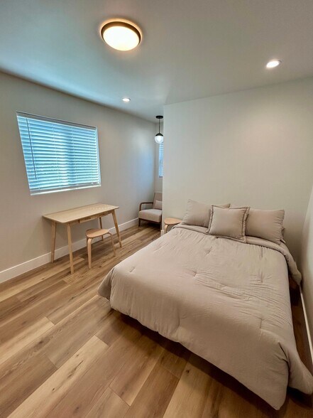Building Photo - 1821 Sola Ct