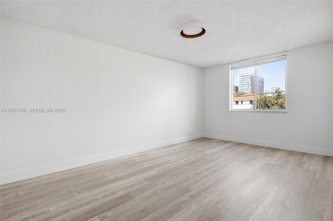 Building Photo - 1010 NW 11th St