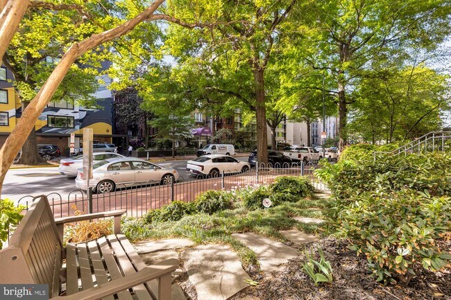 Building Photo - 1437 Rhode Island Ave NW