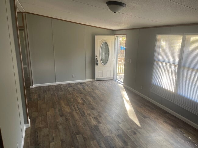 Building Photo - 434 Dundee Cir