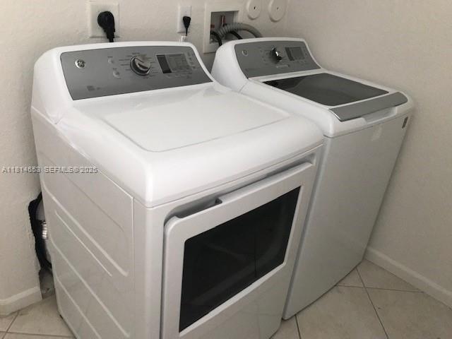 Building Photo - 2635 SW 84th Terrace