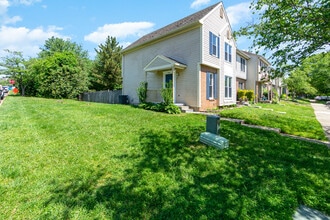 Building Photo - 324 Talbot Ct