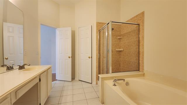Building Photo - 205 Dorsett Ct