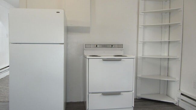 Building Photo - Affordable Studio/Single Family Home Near ...