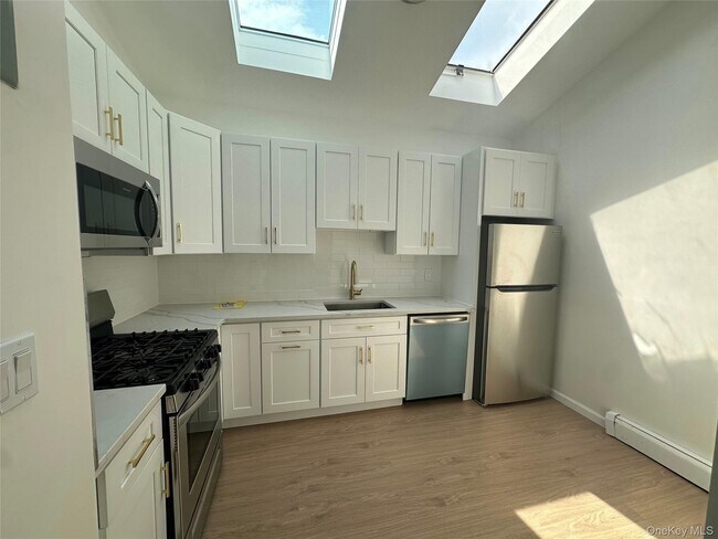 Building Photo - 61-19 232nd St