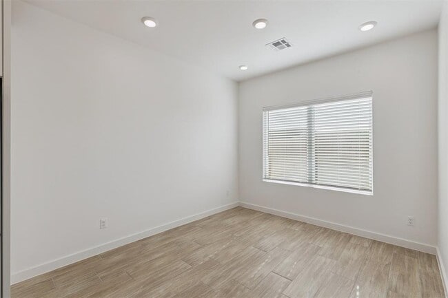 Building Photo - 17920 Anthem Blvd