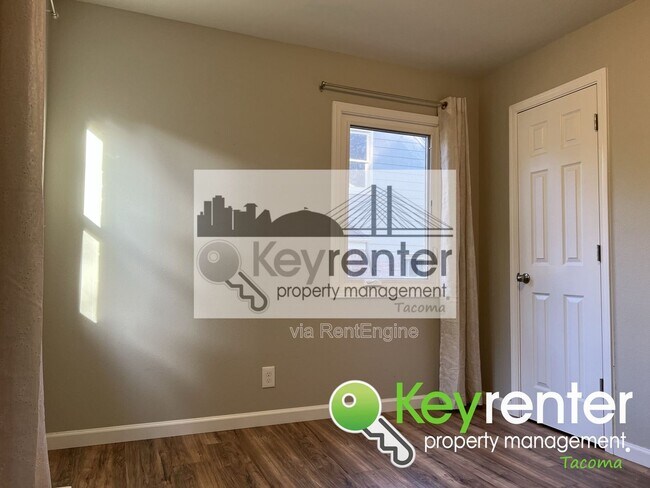 Building Photo - 348 Harvard Ave