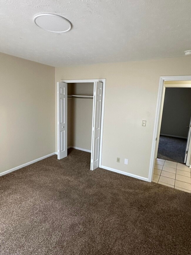Building Photo - 415 Ridgewood Ln