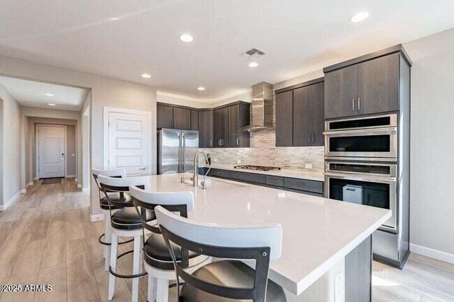 Building Photo - 247 E Las Puertas Ln