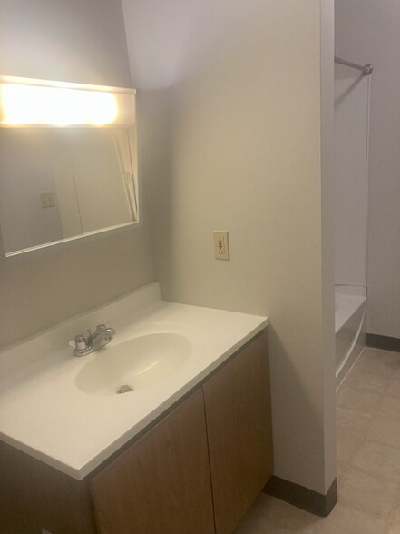 Building Photo - 6162 US-20