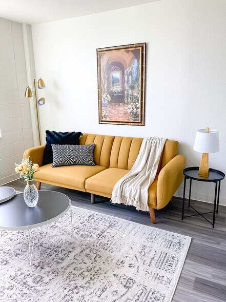 Building Photo - 2515 Burnet Ave