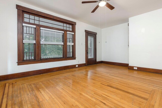 Building Photo - 145 N Keats Ave