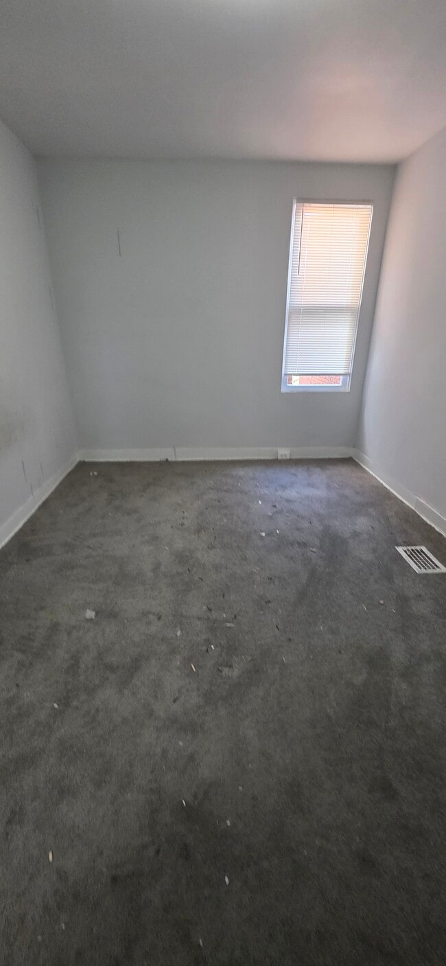 Building Photo - 3055 Brighton St