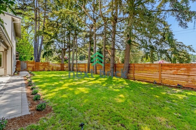 Building Photo - Spacious 3-Bed Home with 2.5 Baths in Prime Bothell Location – 2500 Sq Ft of Comfort!