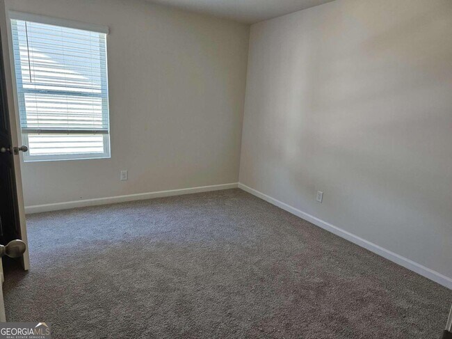 Building Photo - 45 Embry Blvd