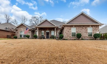 Building Photo - 117 Chesnut Heath Ct