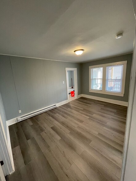 Bedroom 3 - 105 Clarendon St