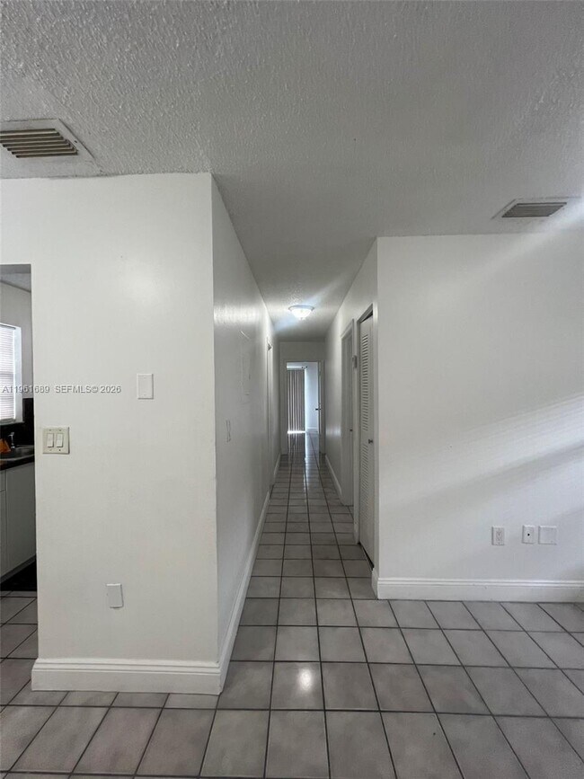 Building Photo - 5935 W 26th Ave