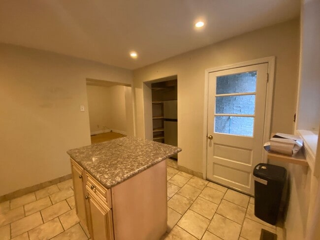 Building Photo - 1338 Passyunk Ave