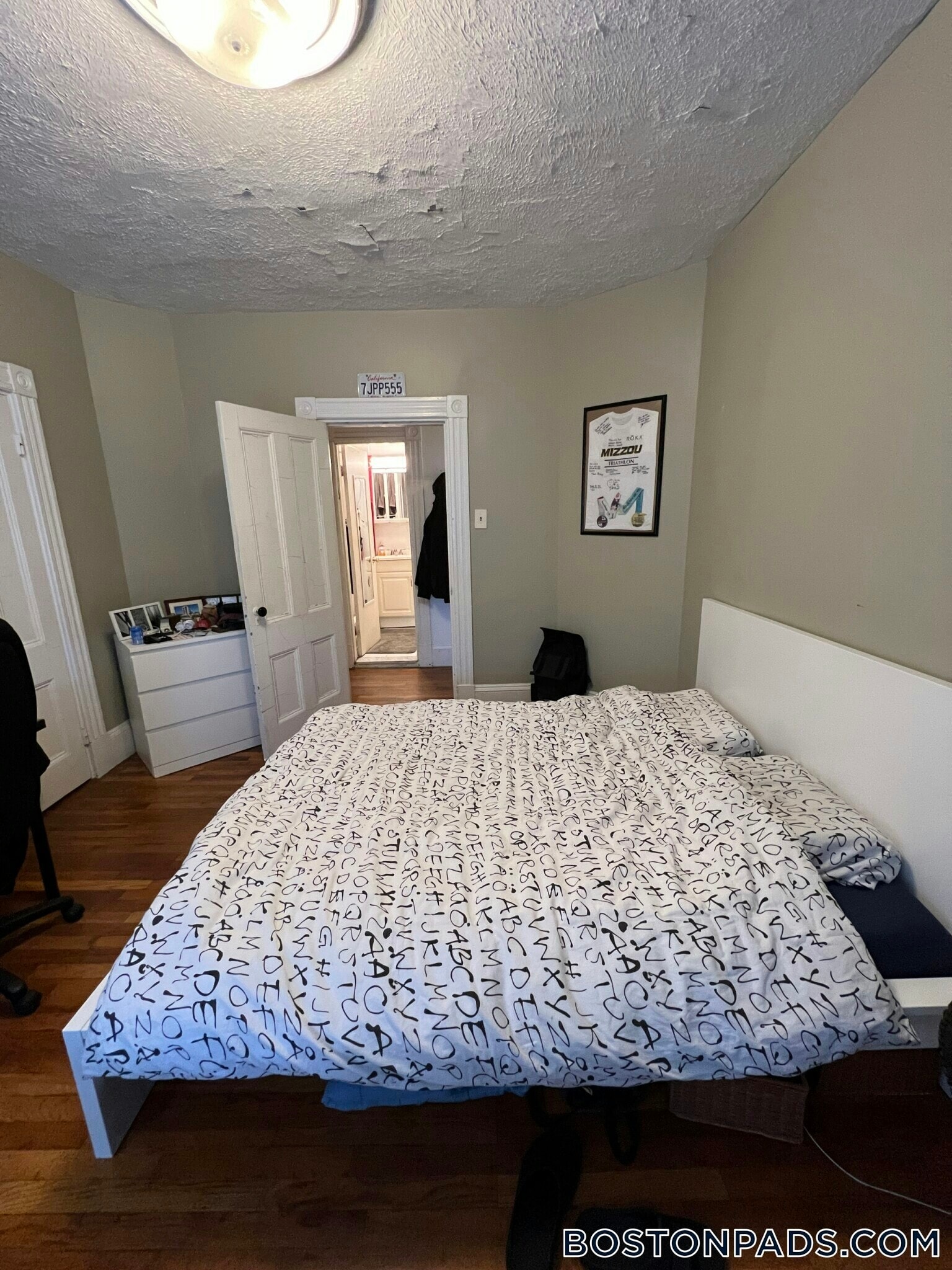 Building Photo - 59 Cedar St