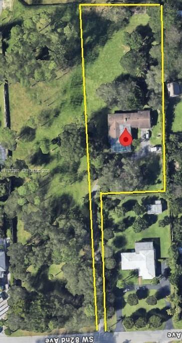 Building Photo - 6500 SW 82nd Ave