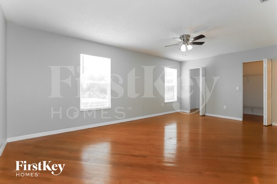 Building Photo - 1227 Alpine Lake Dr