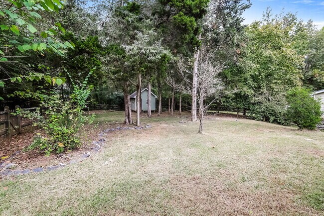 Building Photo - 13839 Poppleton Ct