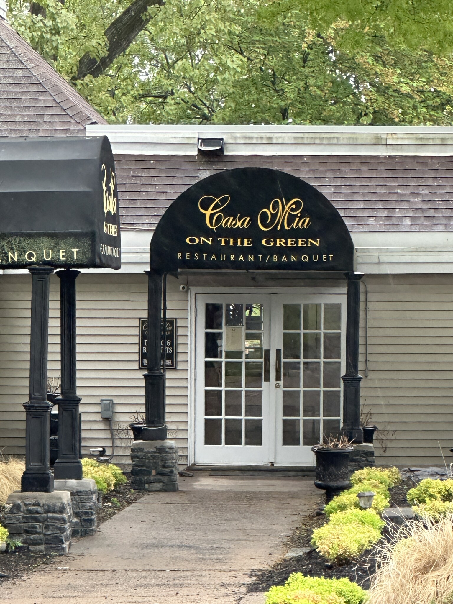 Building Photo - 101 Country Club Ct