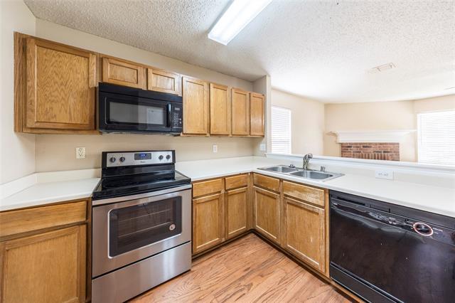 Building Photo - 4505 Green Meadow Dr