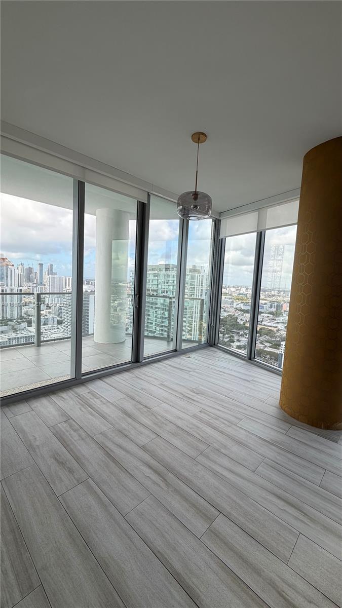 Building Photo - 2900 NE 7th Ave