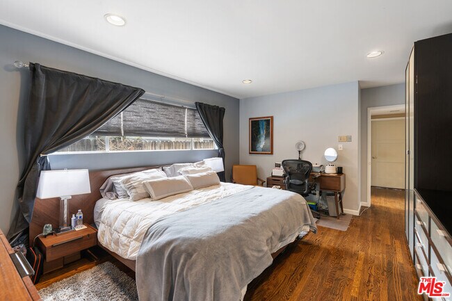 Building Photo - 12237 Hesby St