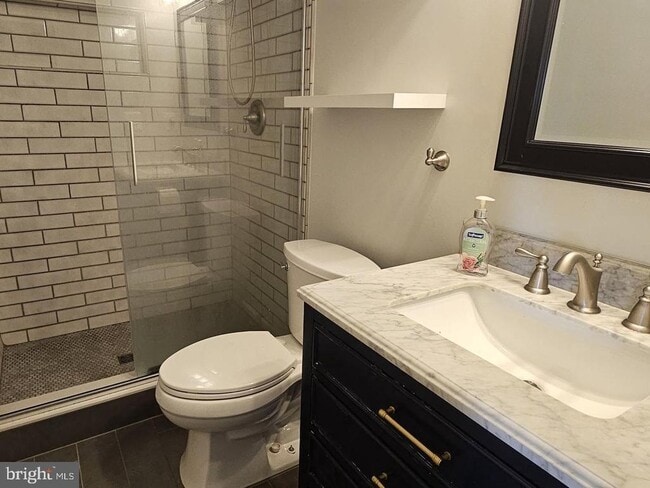 Building Photo - 12012 Golf Ridge Ct