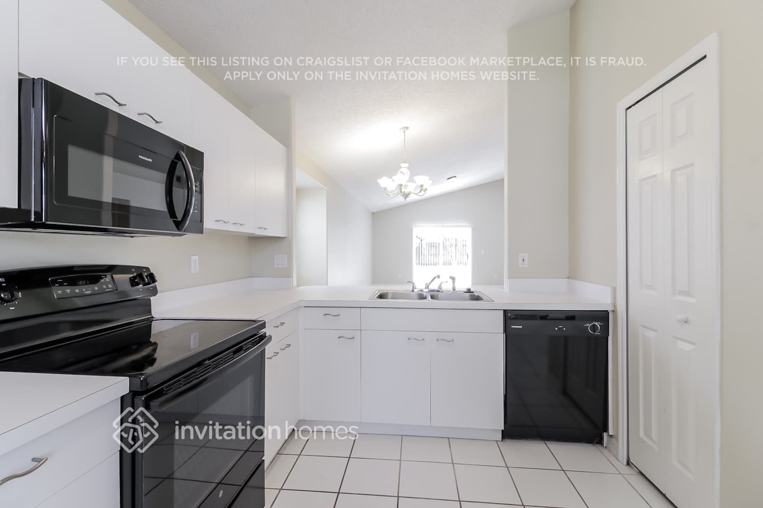 Building Photo - 3813 Becontree Pl