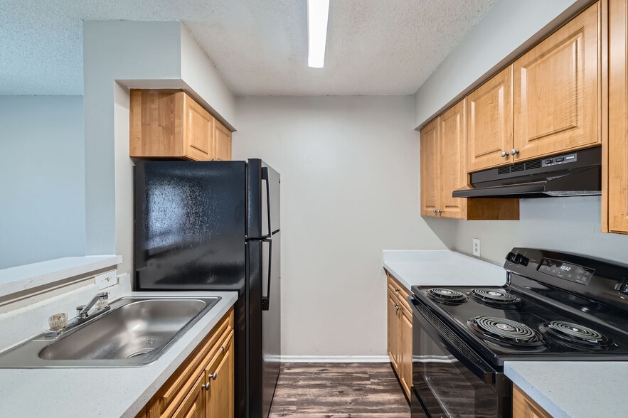 Building Photo - Boca Club