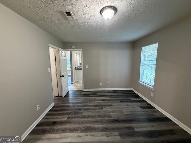 Building Photo - 105 Fruitwood Trce