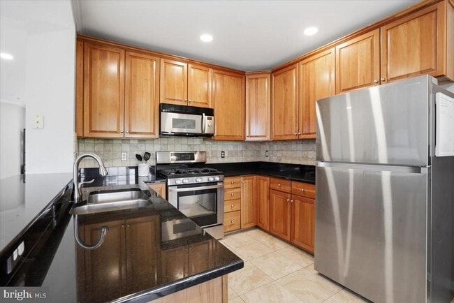 Building Photo - 1607 Potomac Greens Dr