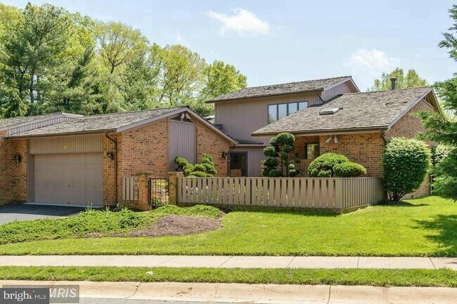 Building Photo - 8002 Grand Teton Dr