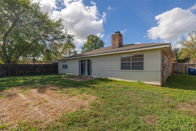 Building Photo - 9907 Towne Tower Ln