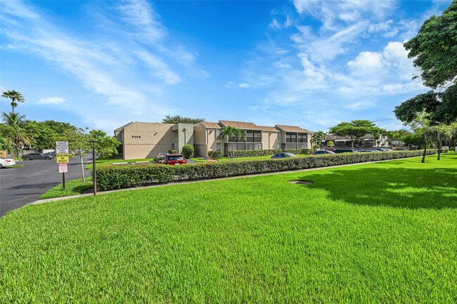 Building Photo - 7173 Orange Dr