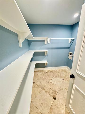 Building Photo - 1421 Thornhill Ln