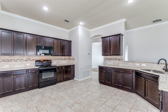 Building Photo - 11629 Champion Creek Dr