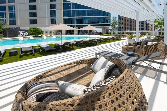Building Photo - 2-Bedroom Haven: Luxury Living, Modern Con...