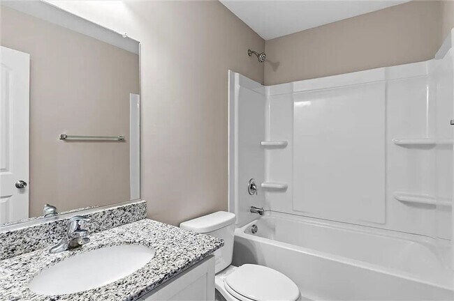 Building Photo - *** Move in Ready ***