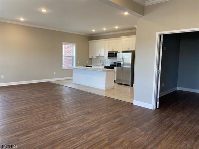 Building Photo - 211 South St