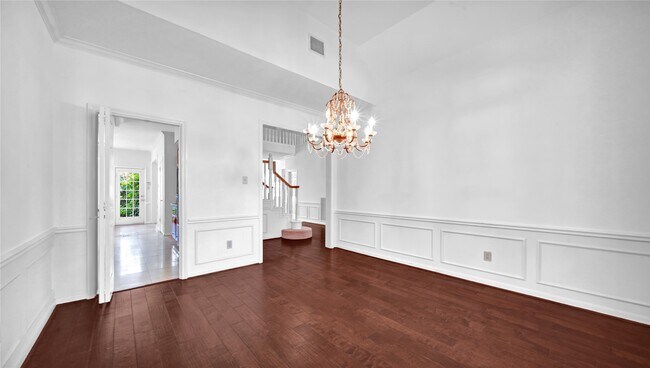 Building Photo - 4622 Grand Cayman Dr