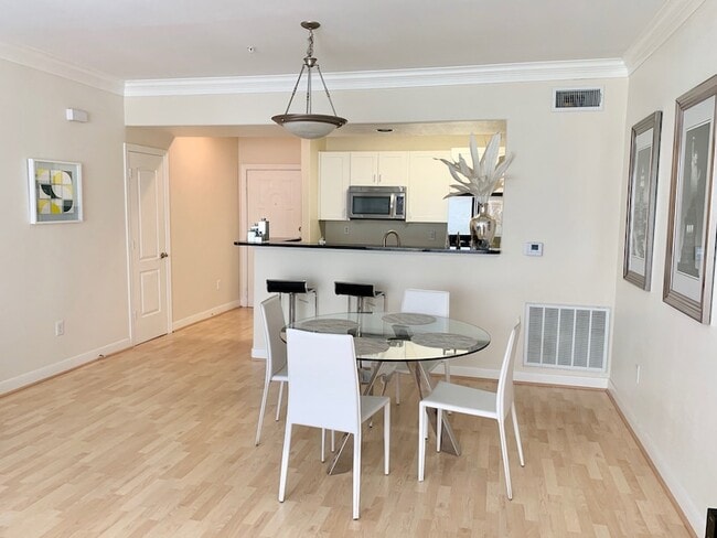 Building Photo - 2299 Lone Star Dr
