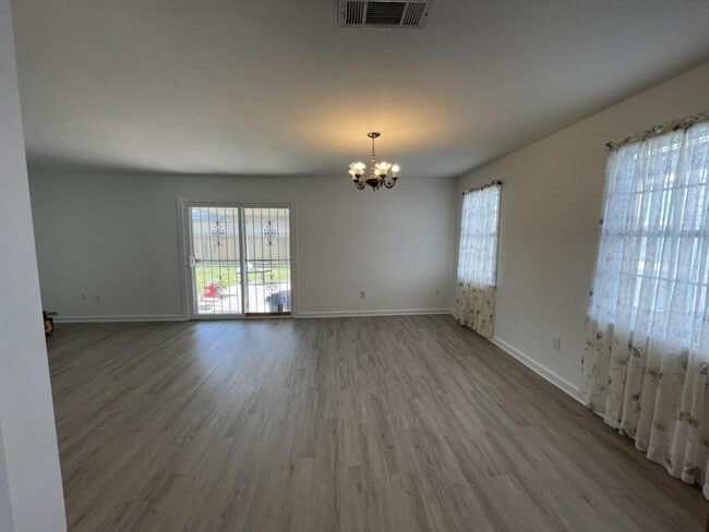 Building Photo - 746 Bellemeade