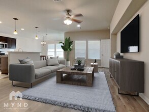Building Photo - 351 Langely