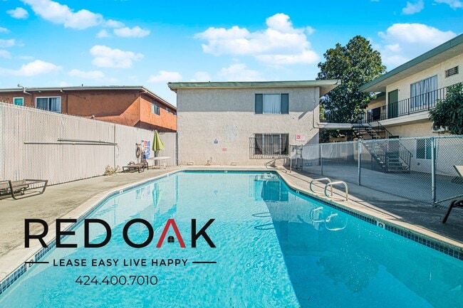 Building Photo - 8123 Langdon Ave
